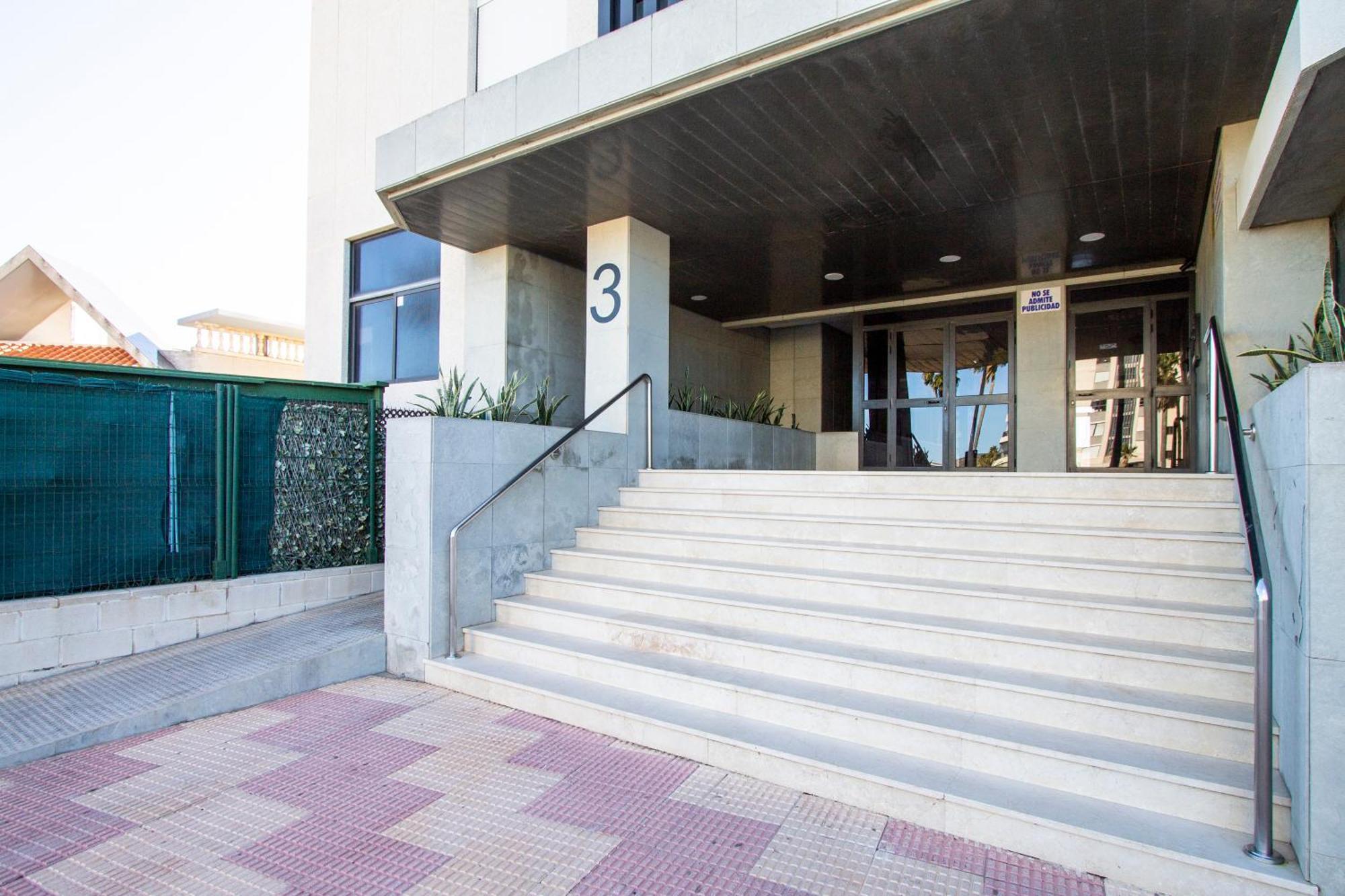 Espacio 3 - Primera Linea De Playa Кульєра Екстер'єр фото